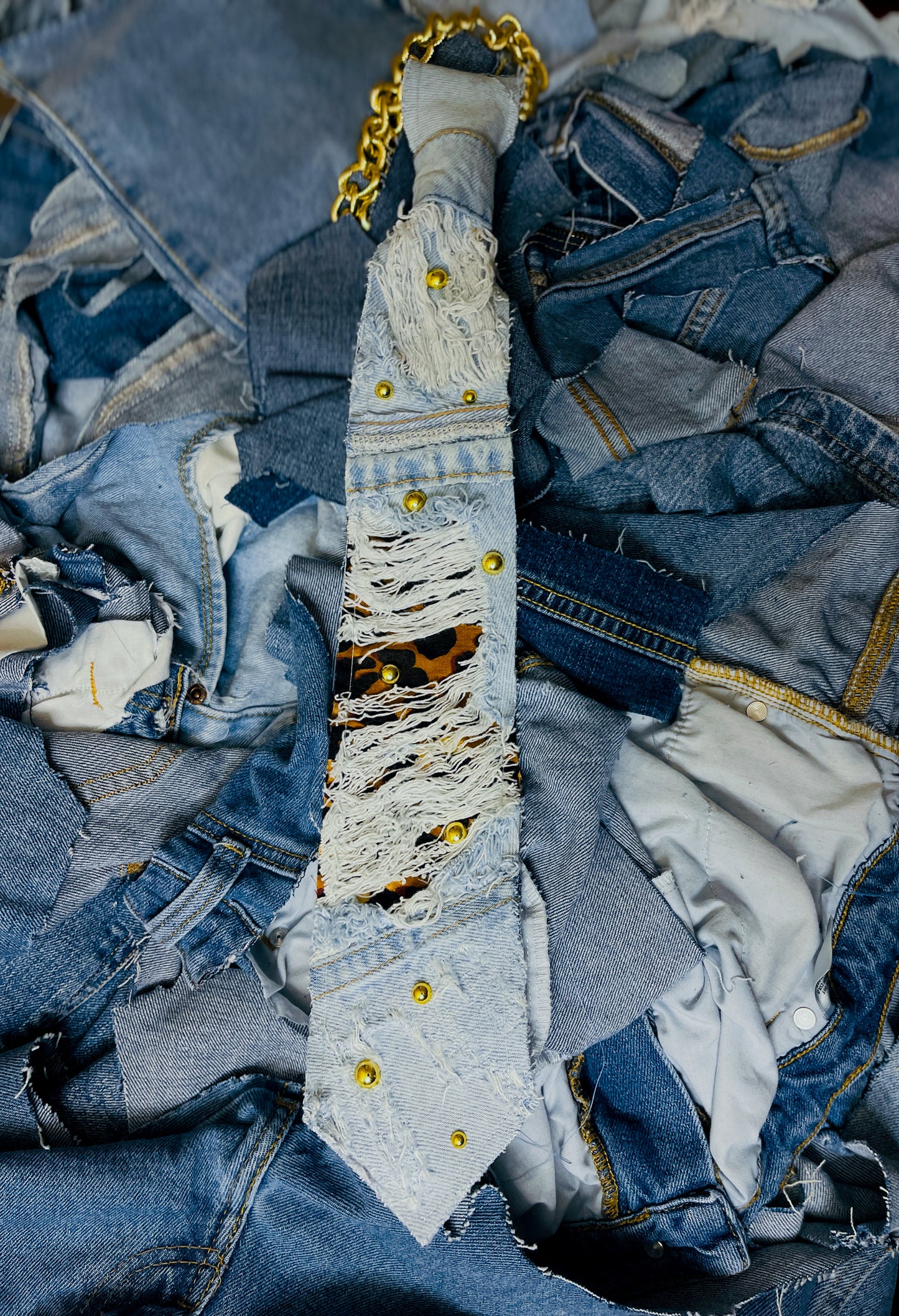 THE CHEETAH STITCH DENIM TIE (Version 3)